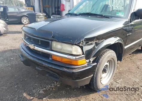 2003 Chevrolet S-10 S10 from USA, damaged, VIN 1GCCS14H938235502